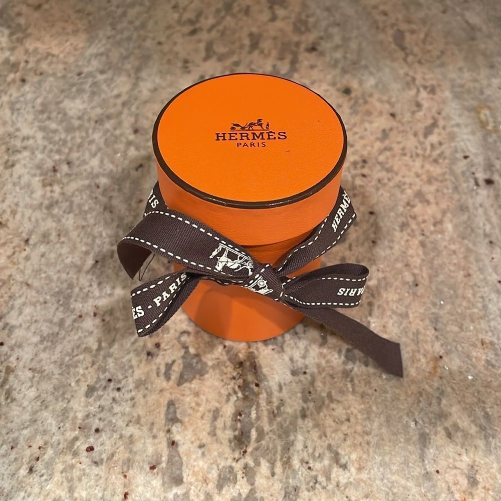 NWT Hermes Twilie round container - Picture 2 of 8